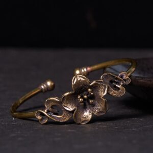For When You Need Quiet Connection | Flowers Leaves Copper Brass Cuff Bracelet Bangle | AetherFate