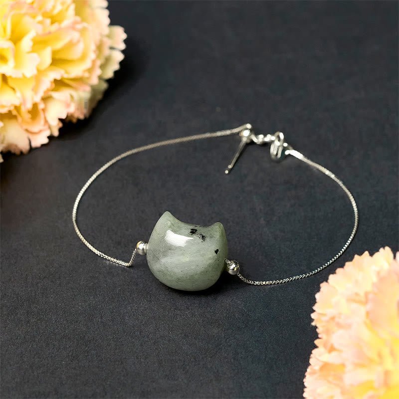 For When You Need Gentle Focus | Sterling Silver Faceless Cat Head Labradorite Bracelet | AetherFate - Image 5
