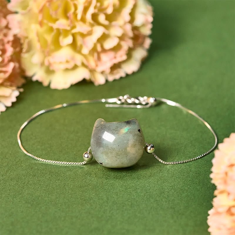 For When You Need Gentle Focus | Sterling Silver Faceless Cat Head Labradorite Bracelet | AetherFate